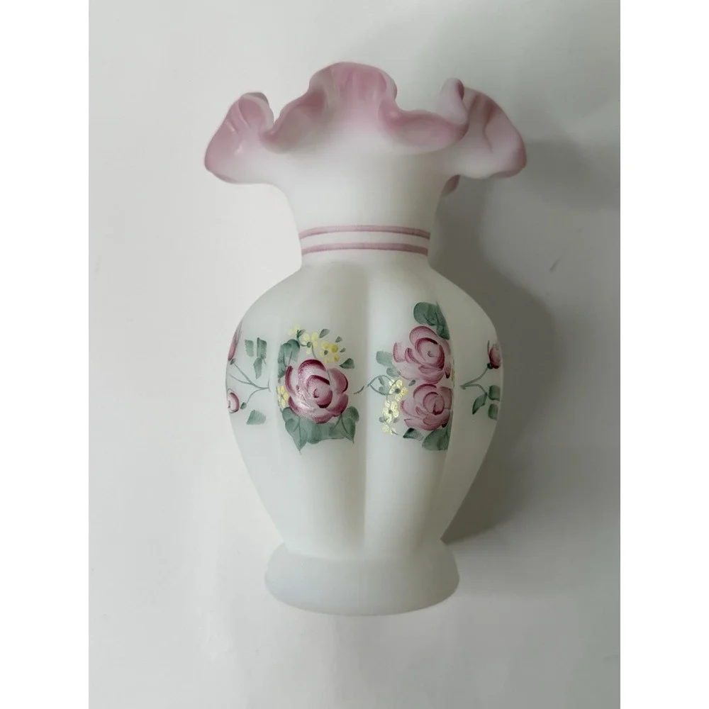 Vtg Fenton Ruffled Melon Vase Hand Painted L Everson Pink Roses Milk Glass Satin